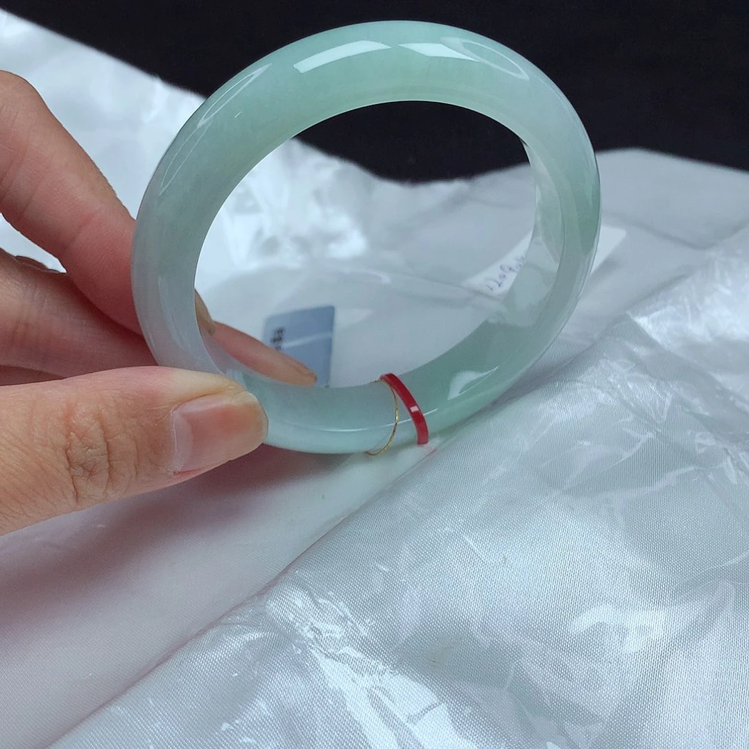 翡翠手镯未镶嵌55圈842