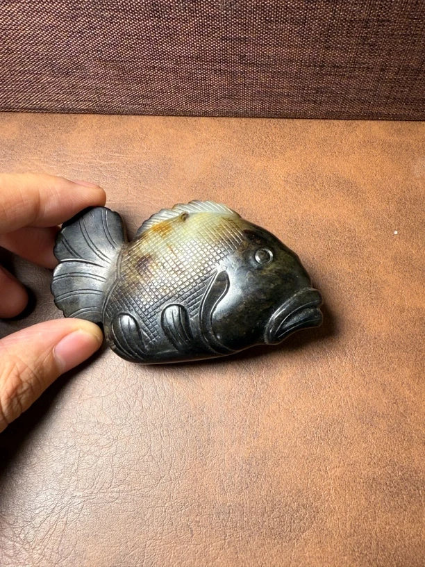 年年有余 手把件 提油工