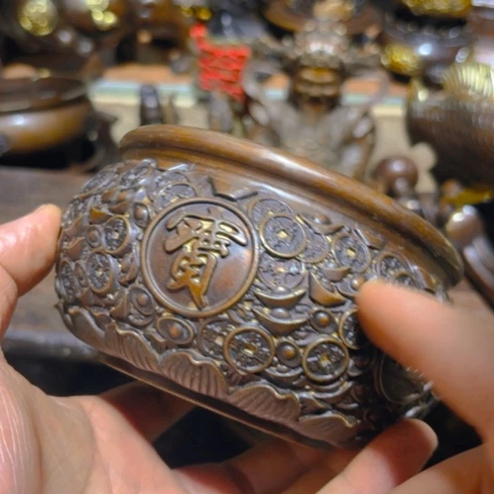 铜的。全清了一件不留