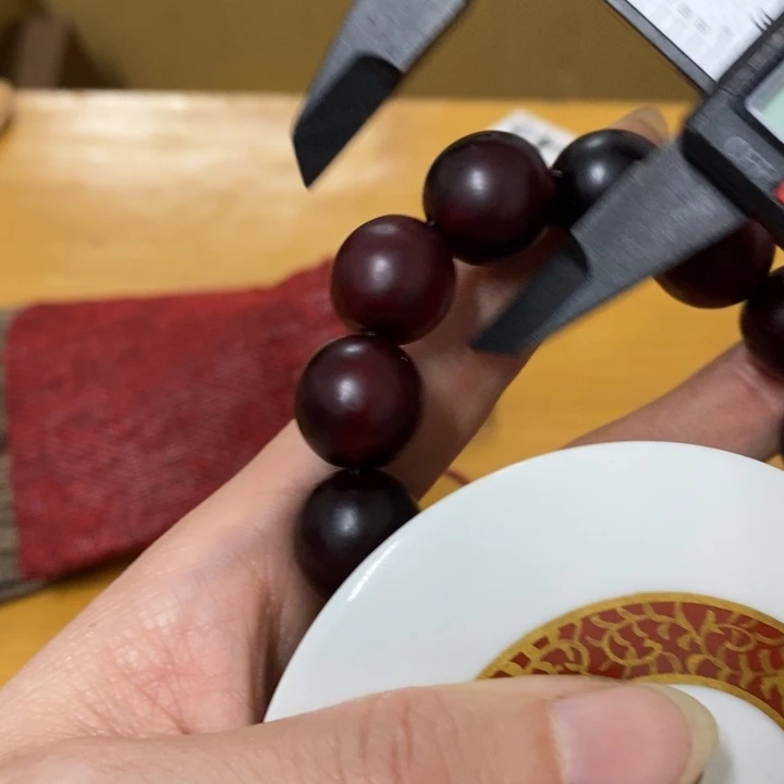 瓷片哈中古工艺品一件