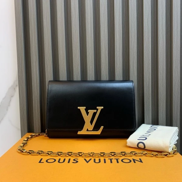 路易威登/95新/包包/250212EV0020/C6844777662