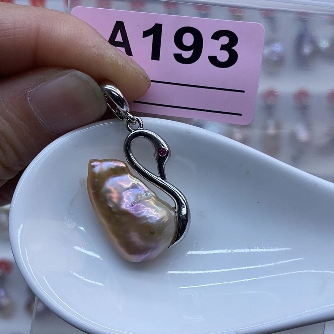 颈饰淡水珍珠未镶嵌