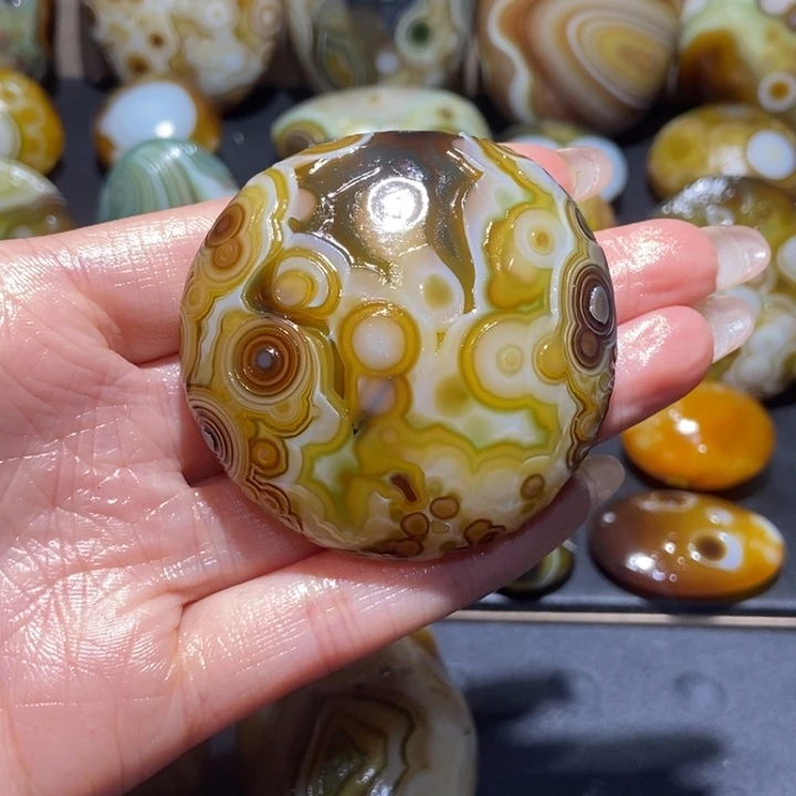 【闪购商品】未镶嵌玛瑙/玉髓珠宝奇石y y