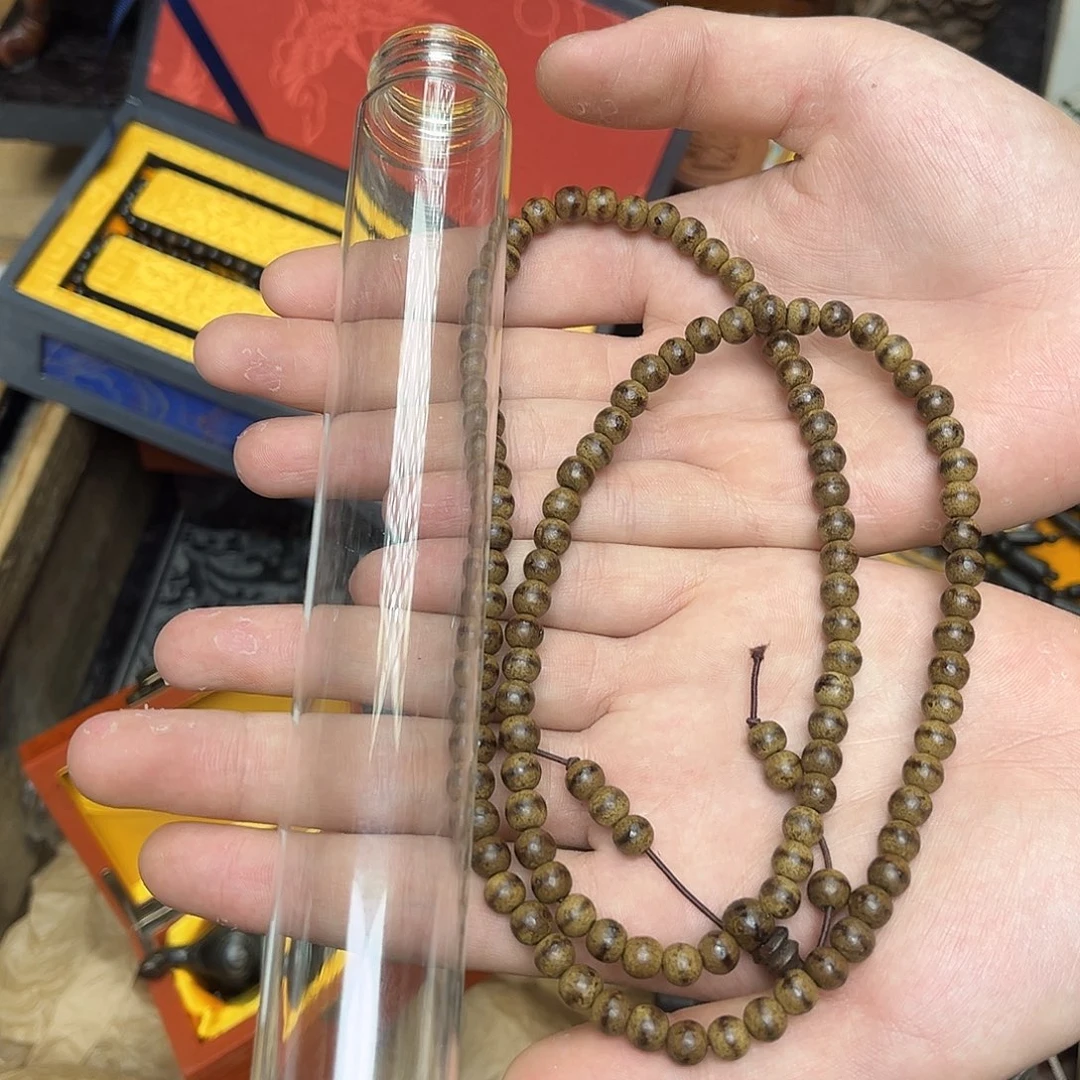 大叶紫檀（黑酸枝木类）