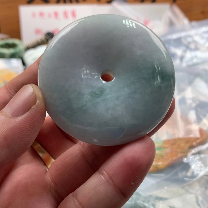 翡翠未镶嵌颈饰保真天然a货翡翠