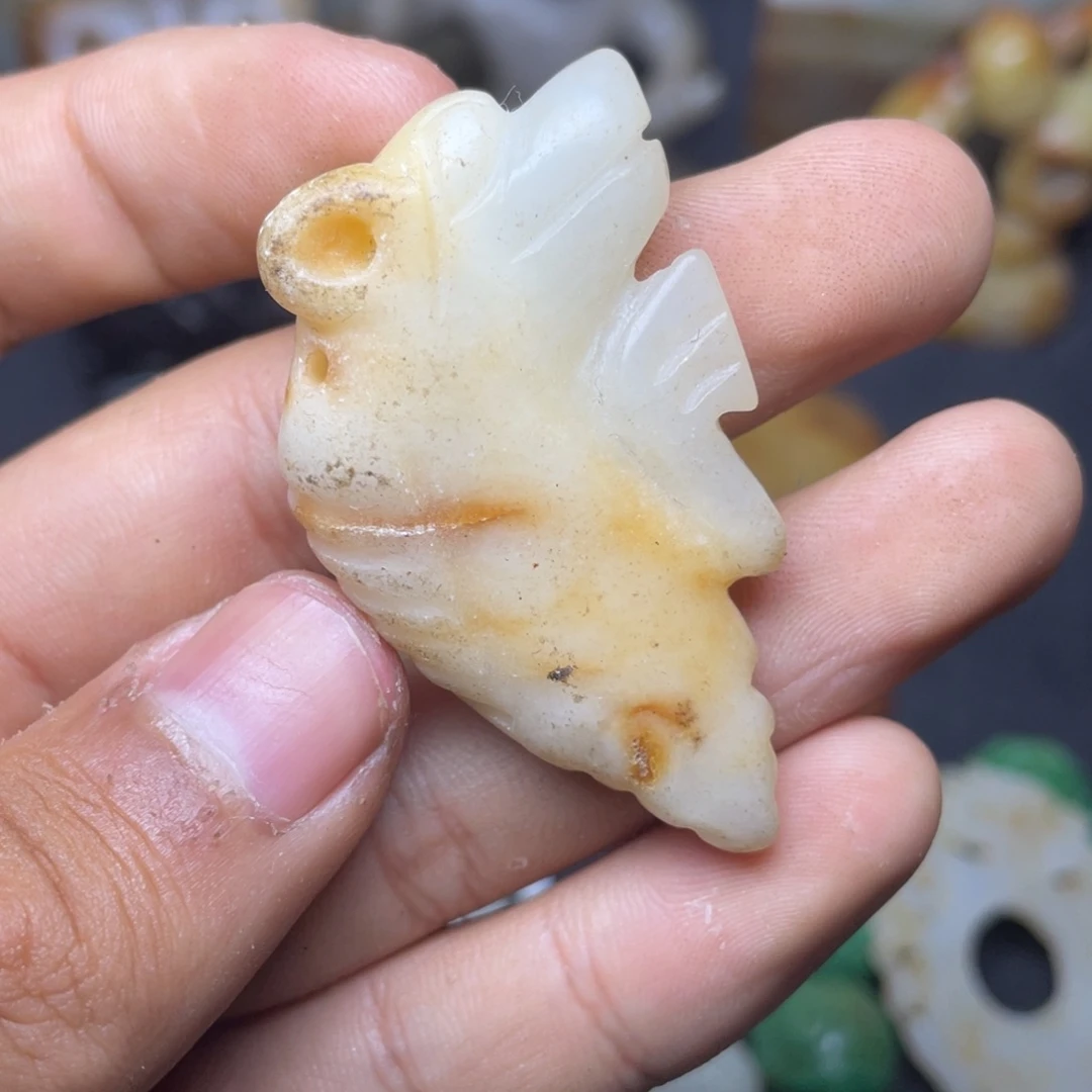 和田玉（糖玉）未镶嵌挂件
