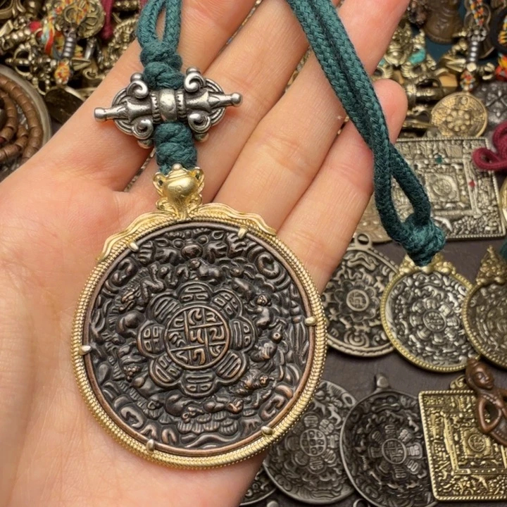 藏传文玩九宫如图