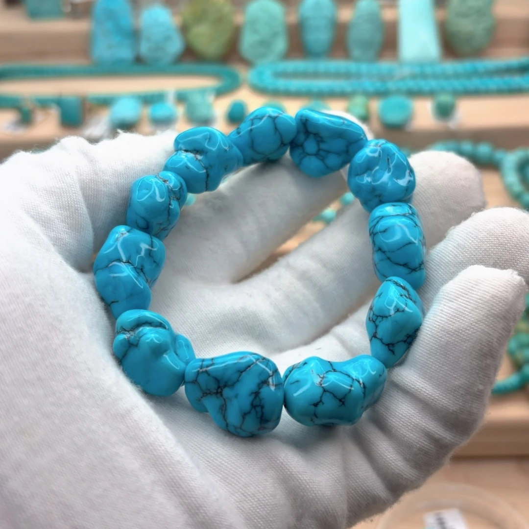 绿松石未镶嵌珠宝奇石