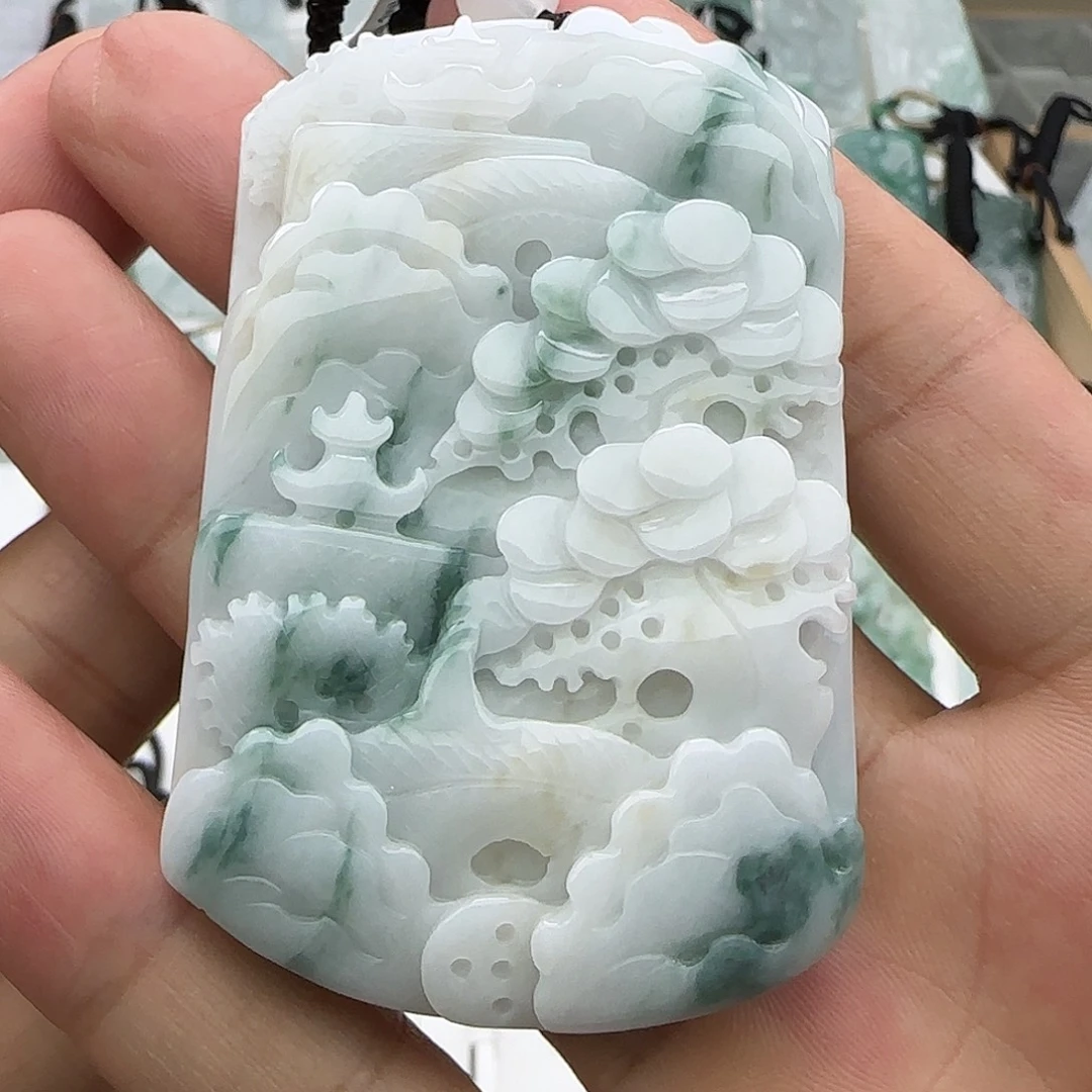 翡翠未镶嵌颈饰翡翠