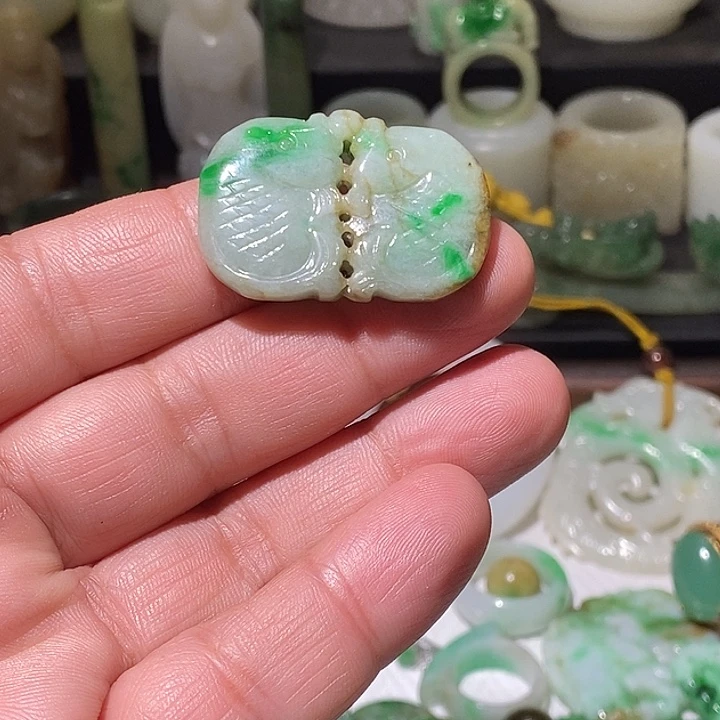 颈饰未镶嵌翡翠8