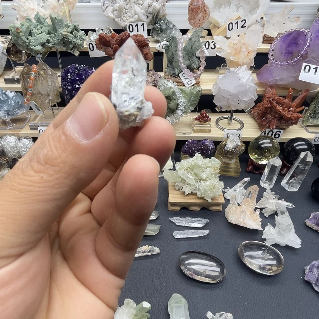 石材巴基斯坦喜马水晶家居摆件