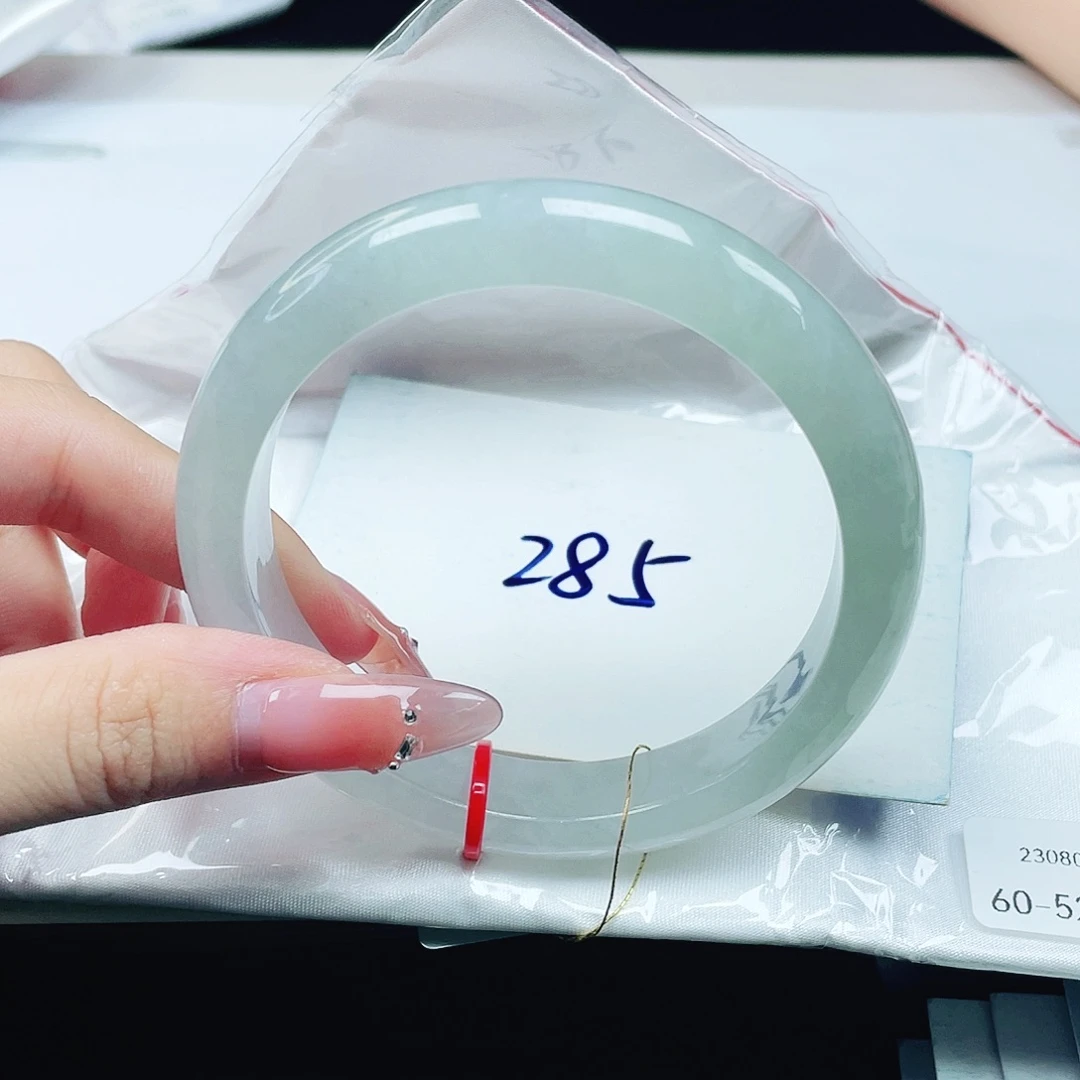 未镶嵌手镯翡翠60
