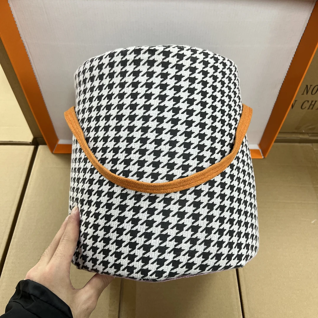 千鸟格凳子手提凳