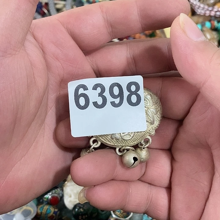 *️**前后两个月的时间里6398