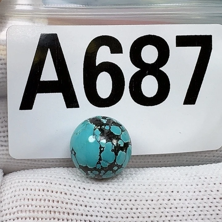 绿松石未镶嵌珠宝奇石13