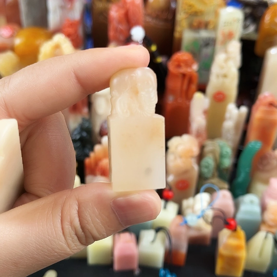 寿山石印石恒*1。    00000。
