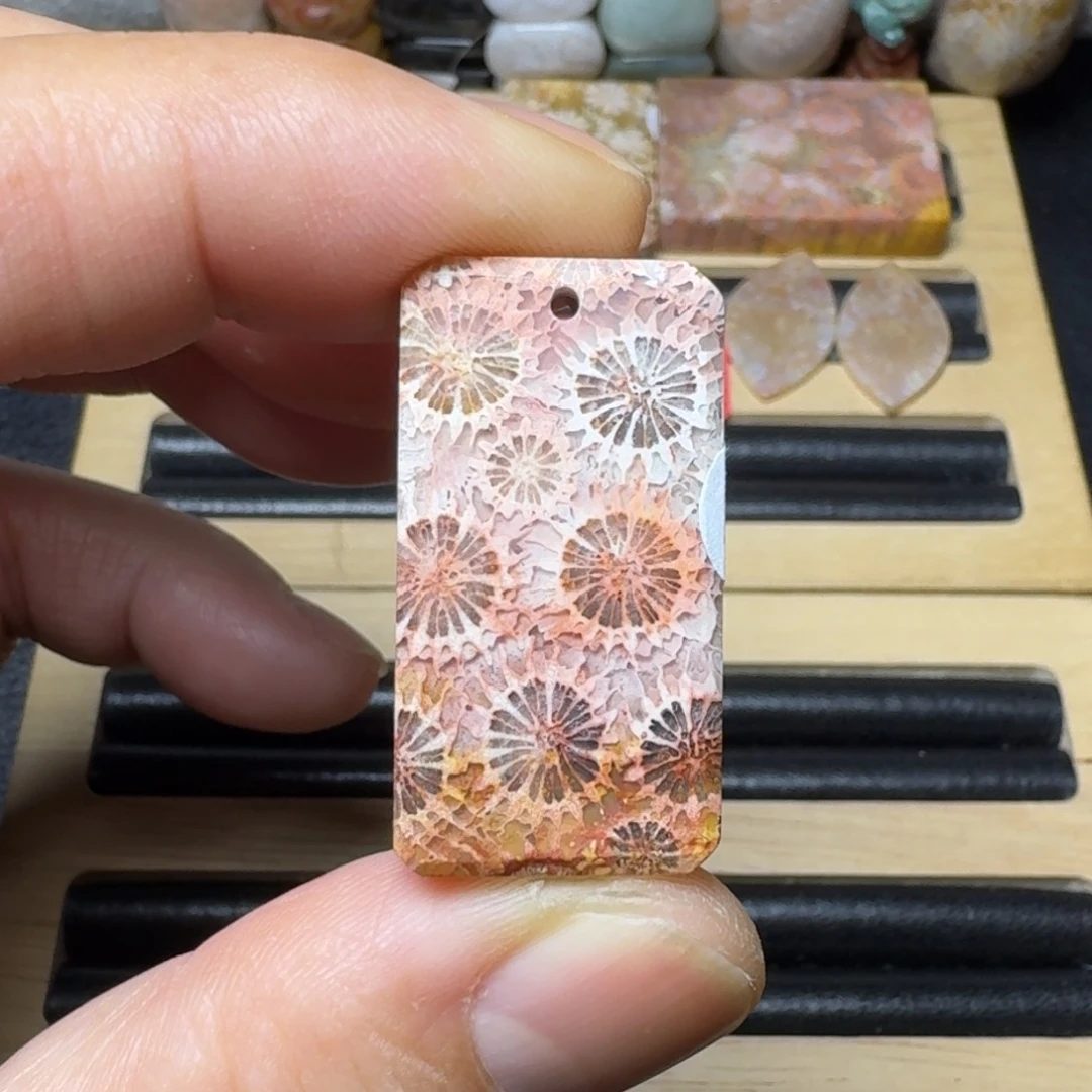 硅化玉纯天然色有机玉石未镶嵌