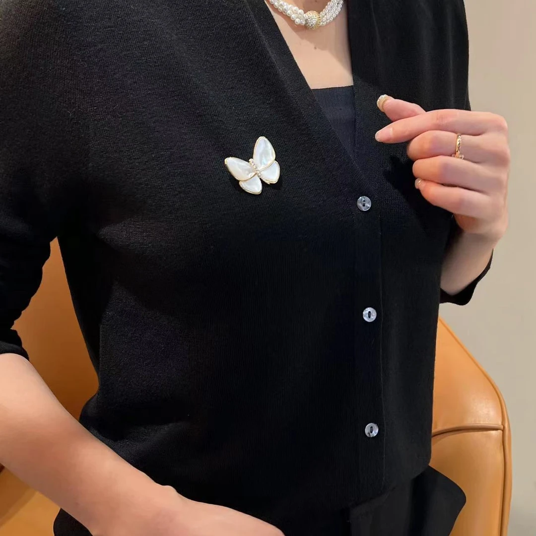 非金属胸针 8299轻奢时尚百搭简约精致小众仙气蝴蝶胸针优雅配饰