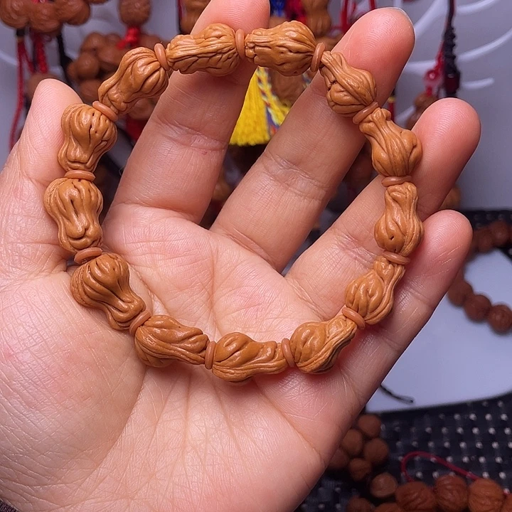 桃核吊坠龙纹桃枭