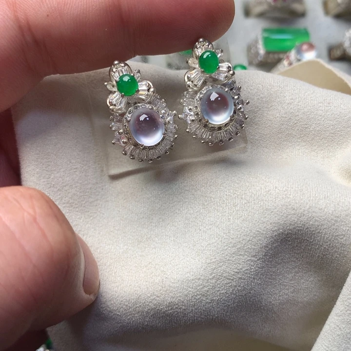 翡翠未镶嵌耳饰高冰玻种耳钉