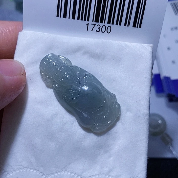 翡翠未镶嵌颈饰天光墟翡翠市场现金代购