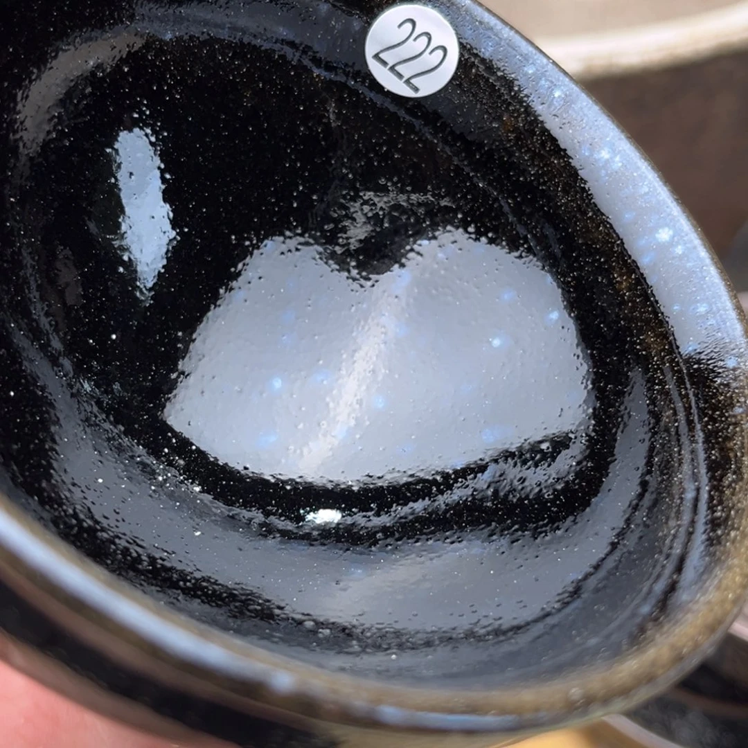 茶盏义兴龙窑坚持真柴烧
