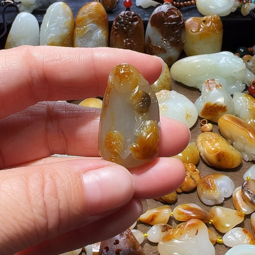 和田玉颈饰未镶嵌用****3