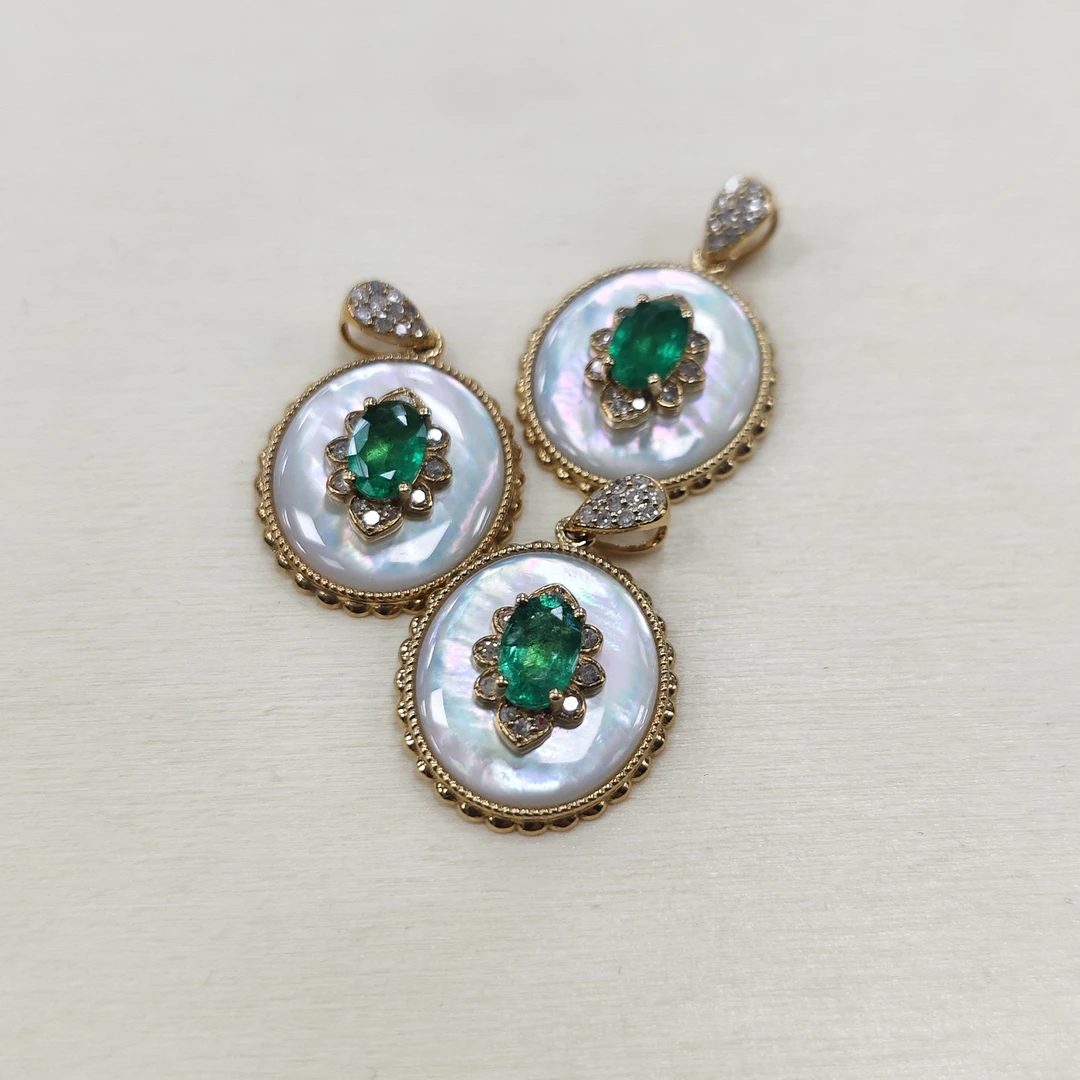 ［书记甄选］原创祖母绿18k金镶嵌吊坠 多样性发一件 AX4971