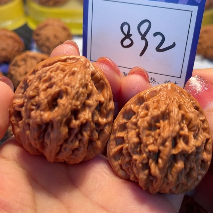 桃核把件41虎头892