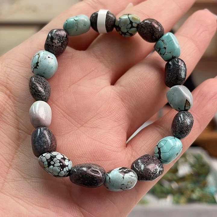 未镶嵌绿松石珠宝奇石