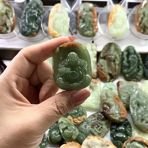 和田玉未镶嵌挂件