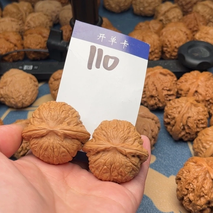 文玩核桃吊坠乾隆磨 39全品 110