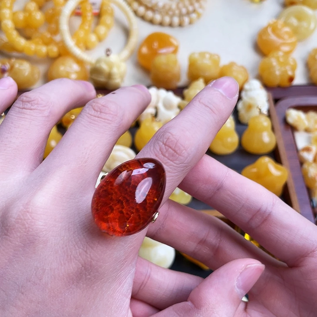 琥珀未镶嵌珠宝奇石