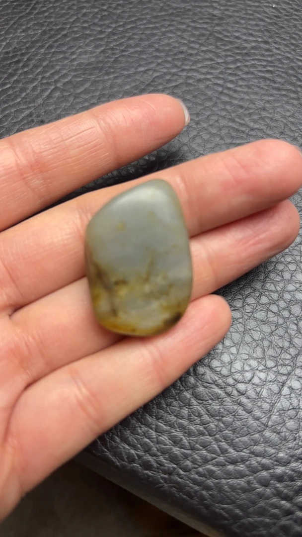 新疆和田玉吊坠子