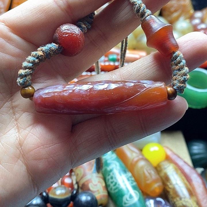 玛瑙/玉髓颈饰合金
