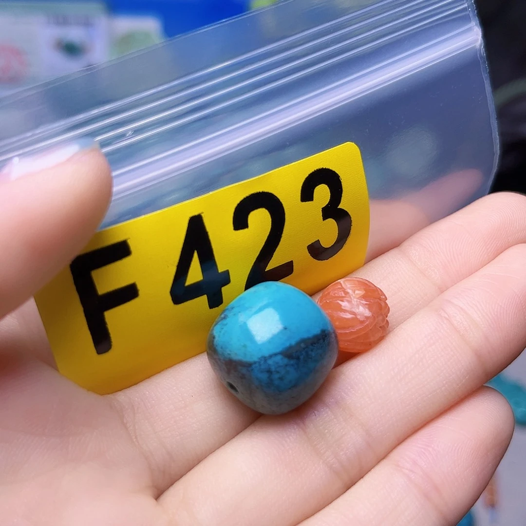 南红玛瑙未镶嵌珠宝奇石
