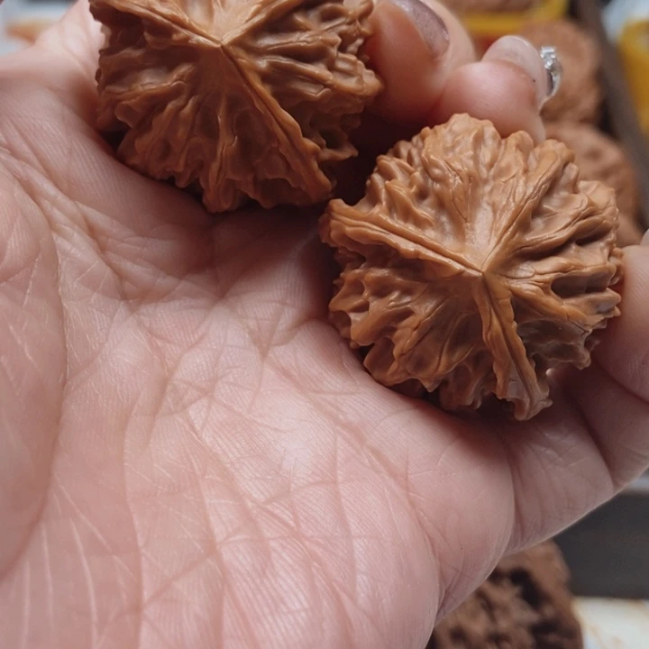 吊坠文玩核桃奇山