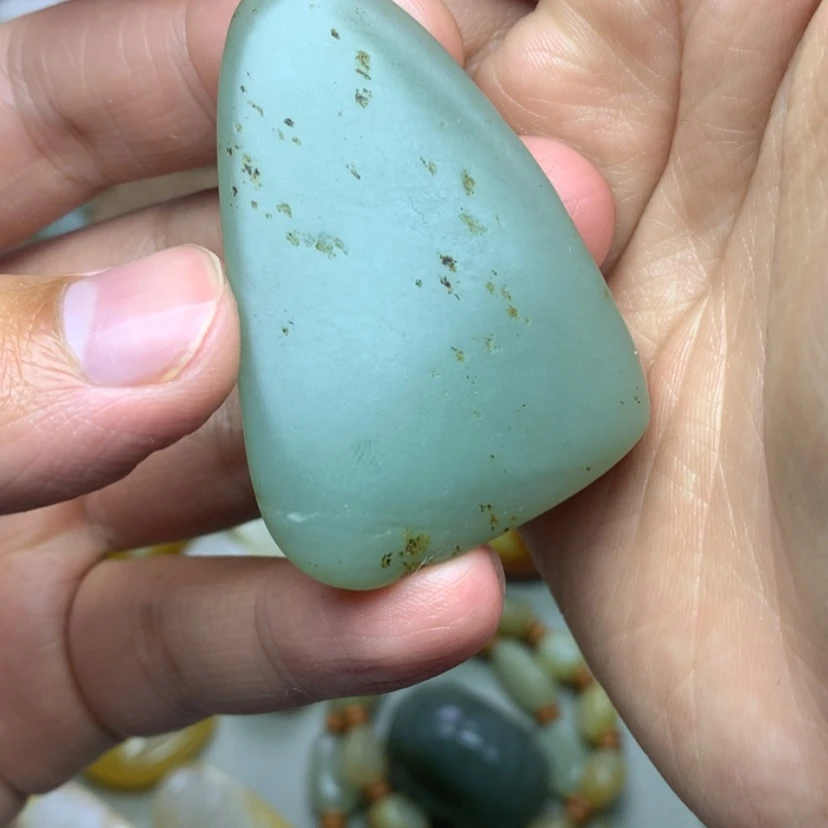 【闪购商品】颈饰未镶嵌和田玉
