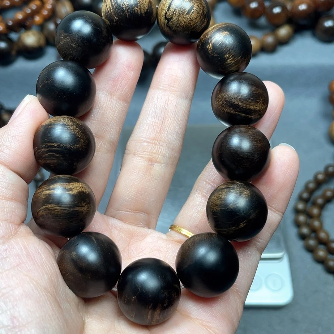 沉香手串白棋瘤疤1.8