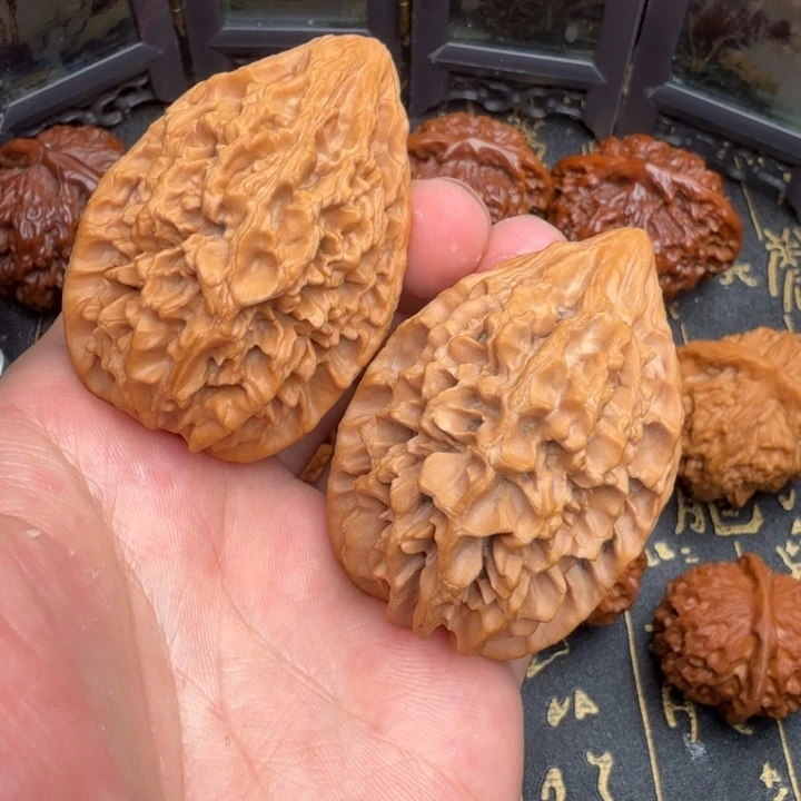 文玩核桃吊坠招财鼠41