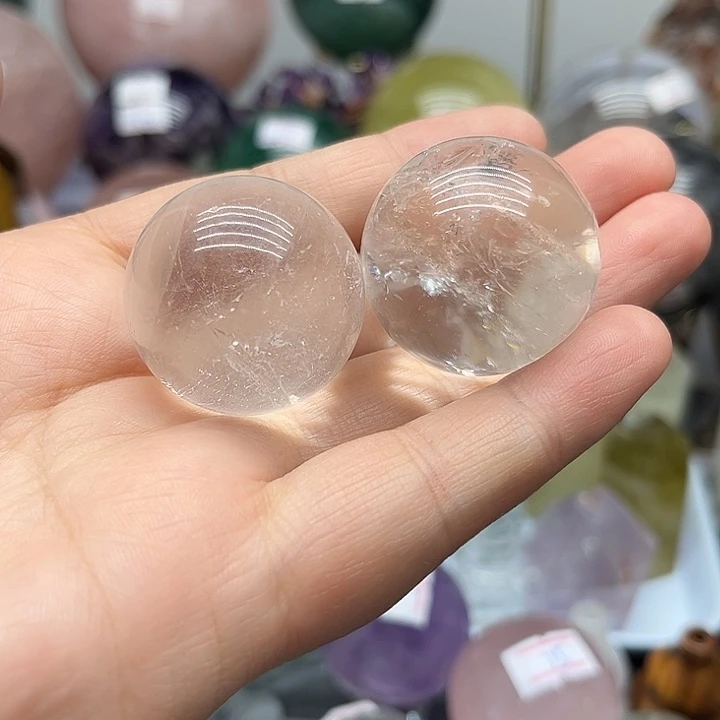 未镶嵌珠宝半成品水晶82克白水晶球