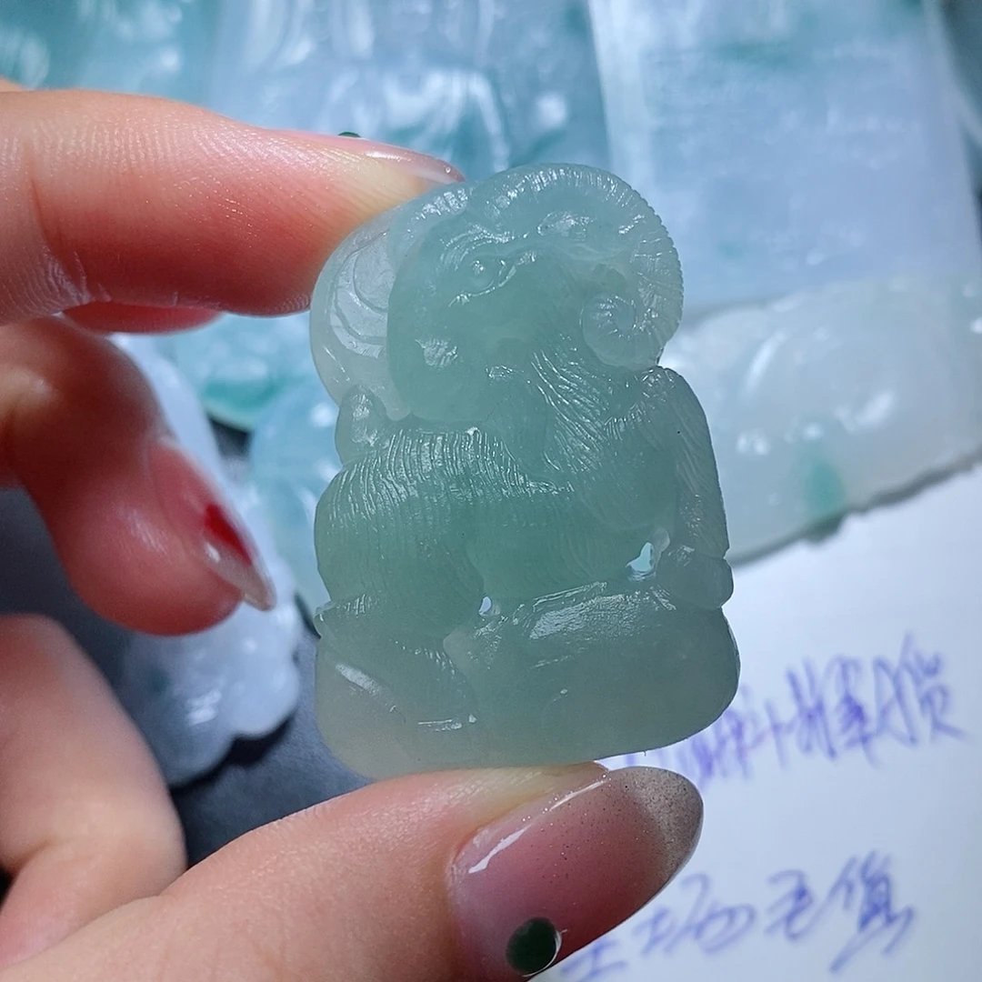 未镶嵌定制翡翠毛货付款后联系客服确认抛光