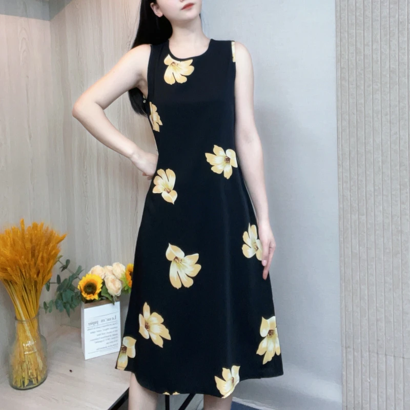 0537无袖简约舒适新款连衣裙洋气百搭中长款新款