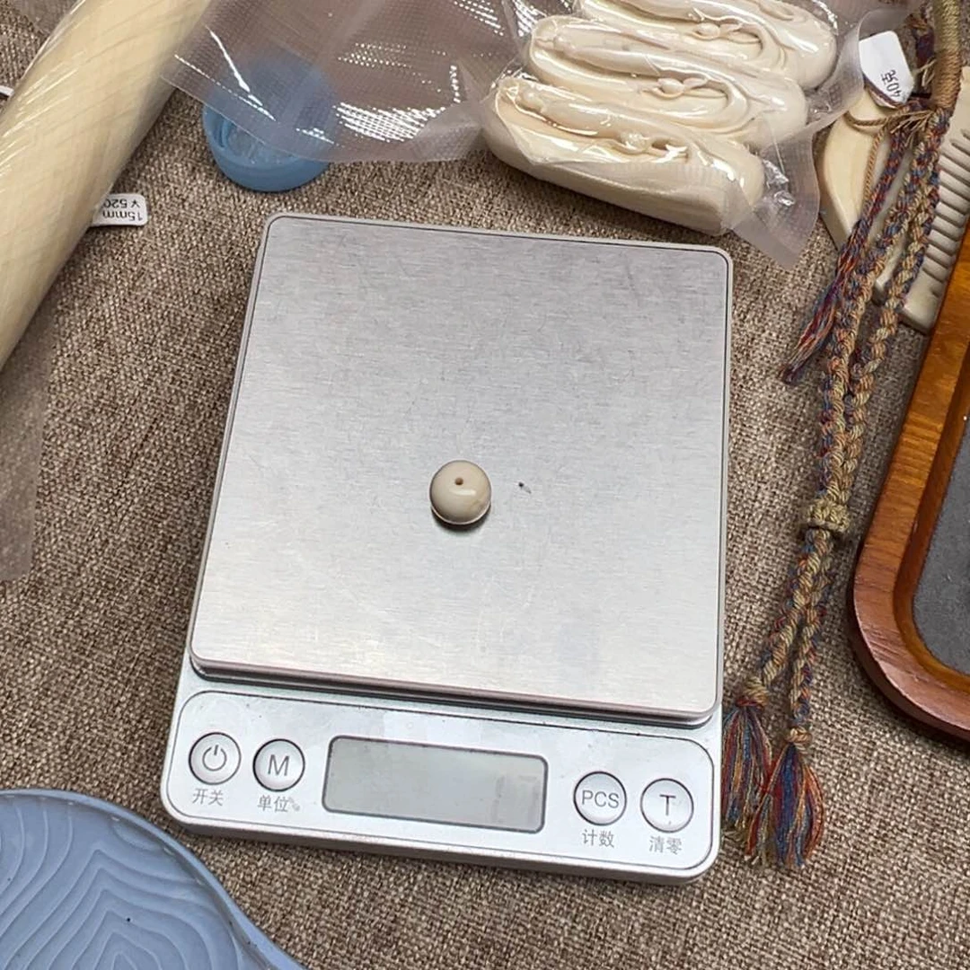 白玉菩提吊坠追*独独珠子