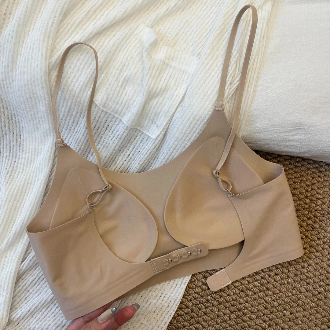 粉底液美背内衣女夏薄款隐形无痕肤色细肩带小胸聚拢加厚文胸吊带