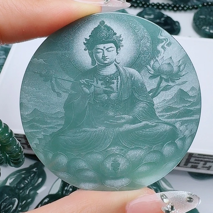 翡翠未镶嵌颈饰天然的A货翡翠多样性发其一