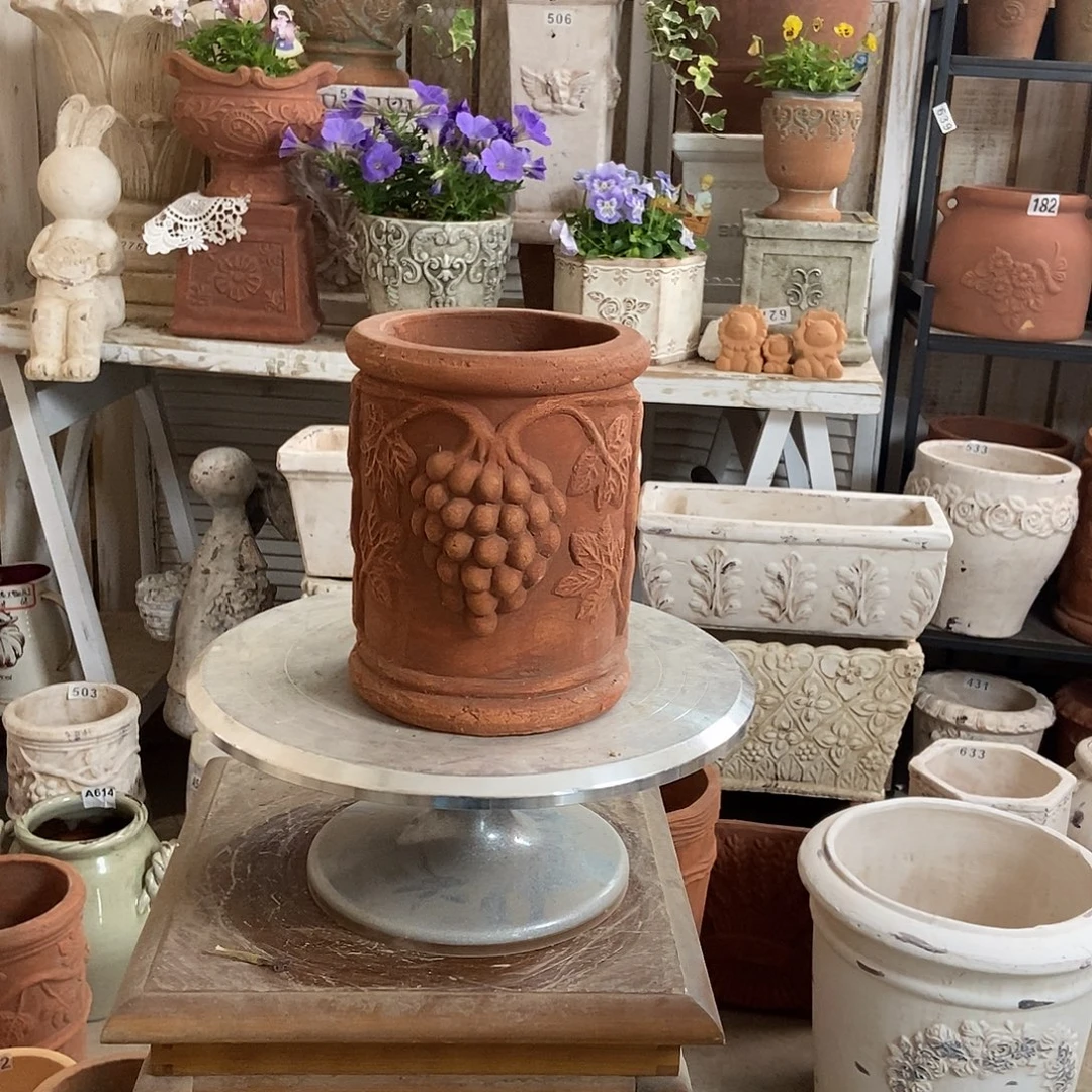 小号葡萄直径16内11.5高19手压痕迹或者硬裂