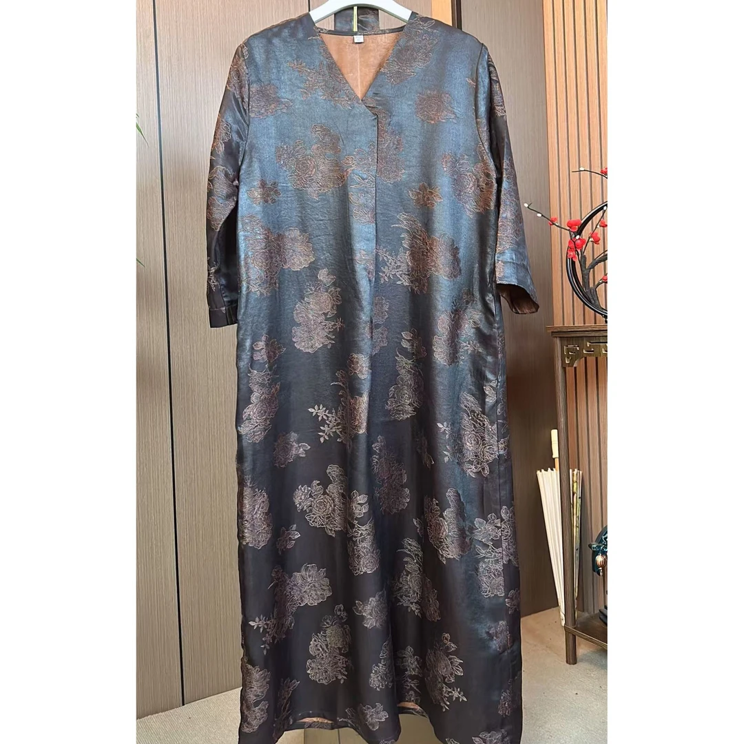 秋款重缎香云纱时尚百搭高端大气显瘦遮肉复古V领新中式连衣裙