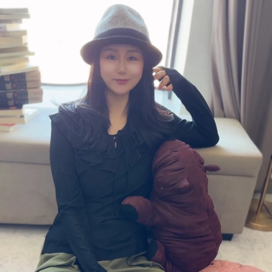 【AY】黑色针织法式花边领