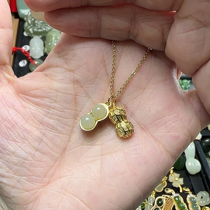 颈饰银S925镶嵌和田玉